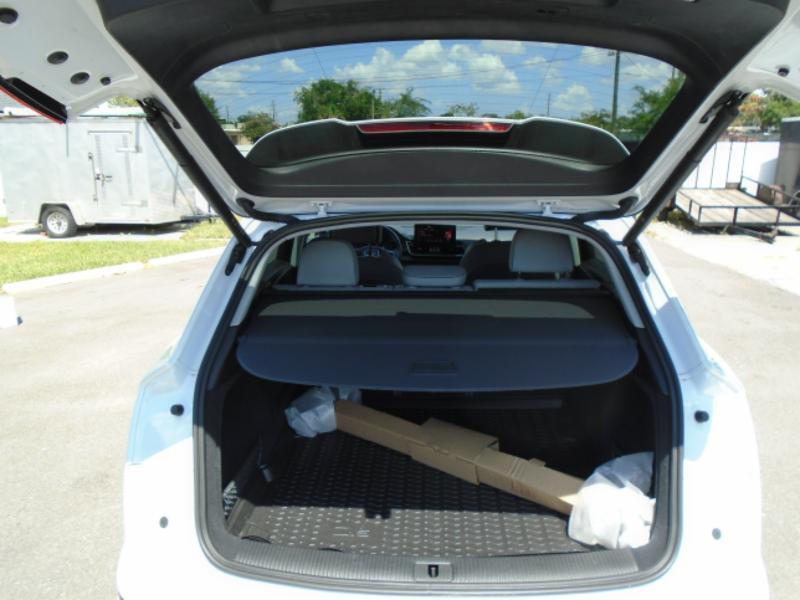 Audi Q5 2.0T Premium quattro 2024