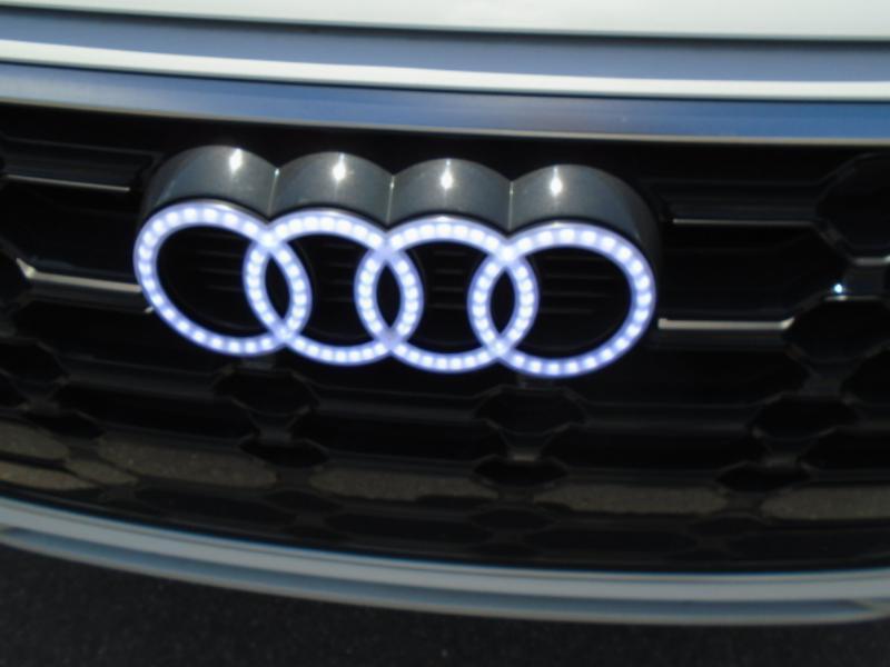 Audi Q5 2.0T Premium quattro 2024