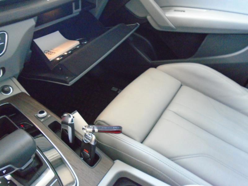 Audi Q5 2.0T Premium quattro 2024