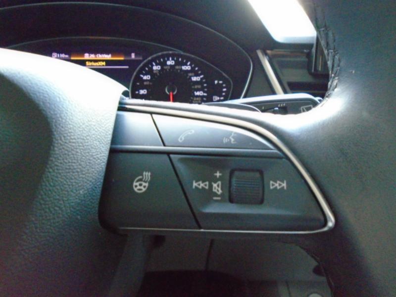 Audi Q5 2.0T Premium quattro 2024