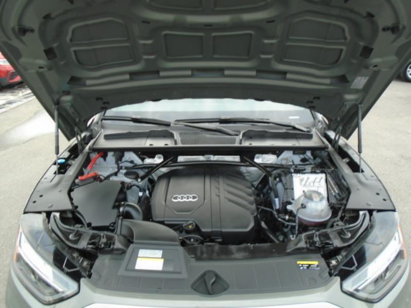 Audi Q5 2.0T Premium quattro 2024
