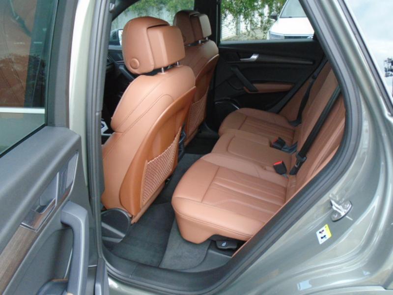 Audi Q5 2.0T Premium quattro 2024