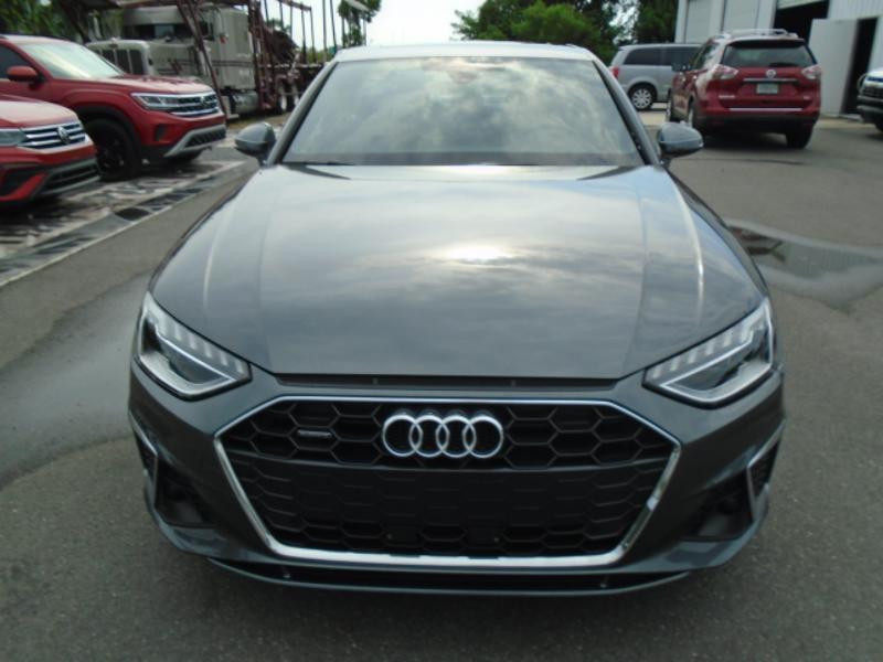 Audi A4 Premium quattro 2024