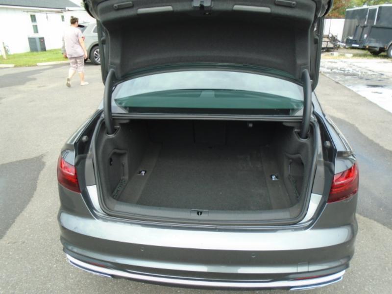 Audi A4 Premium quattro 2024