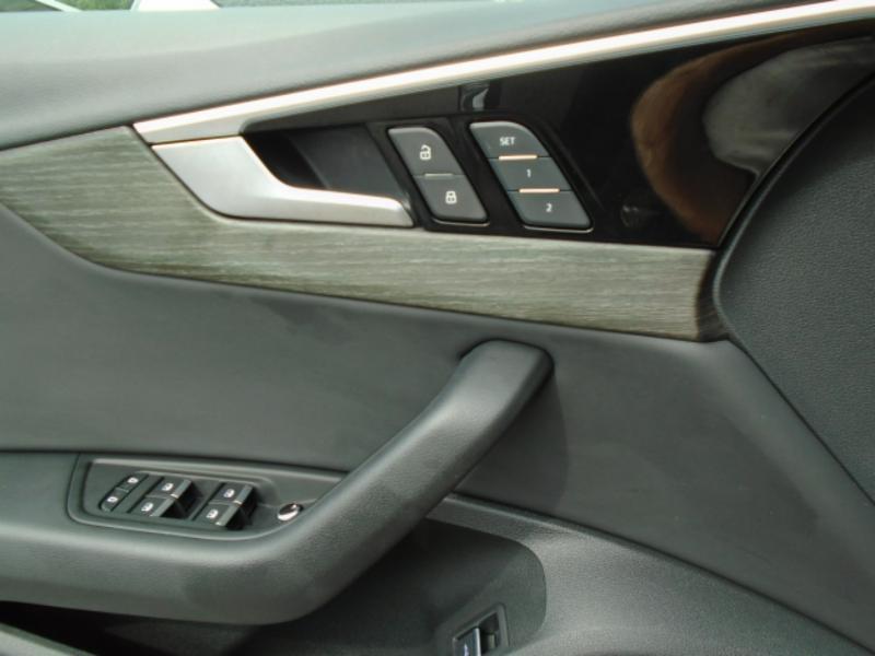 Audi A4 Premium quattro 2024