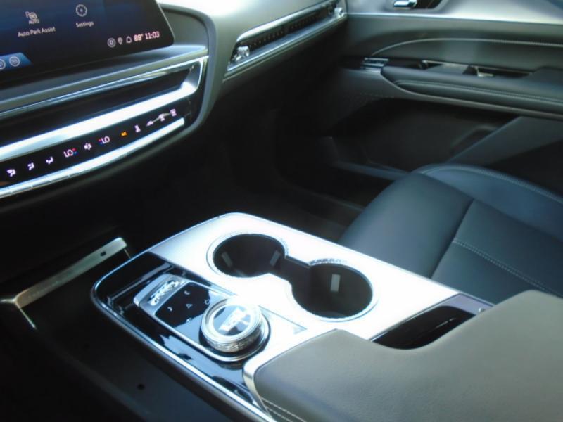 Cadillac Lyriq Tech-1 2024