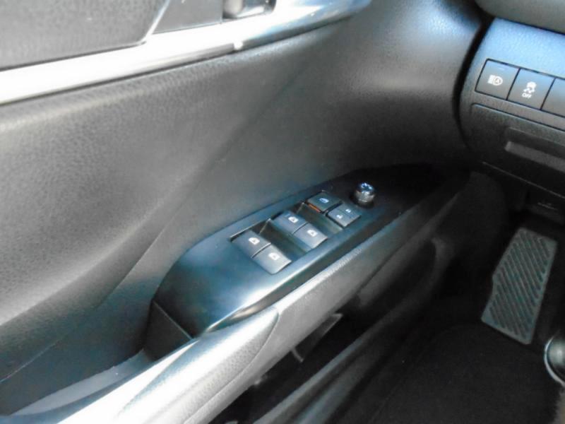 Toyota Camry SE 2020