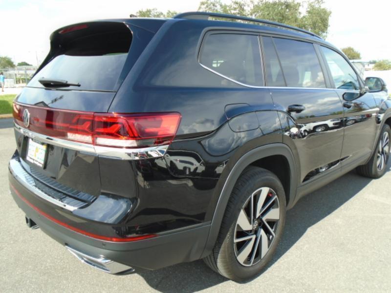 Volkswagen Atlas SE w/Technology 2025