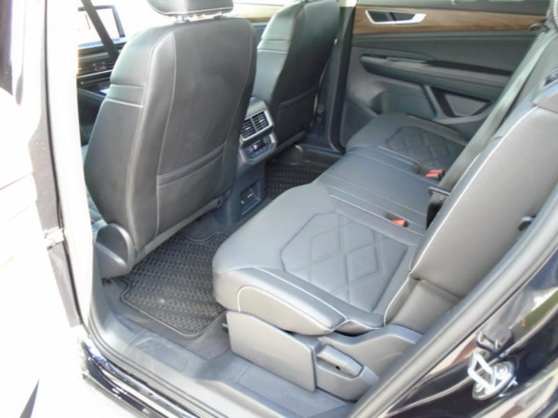 Volkswagen Atlas SE w/Technology 2025