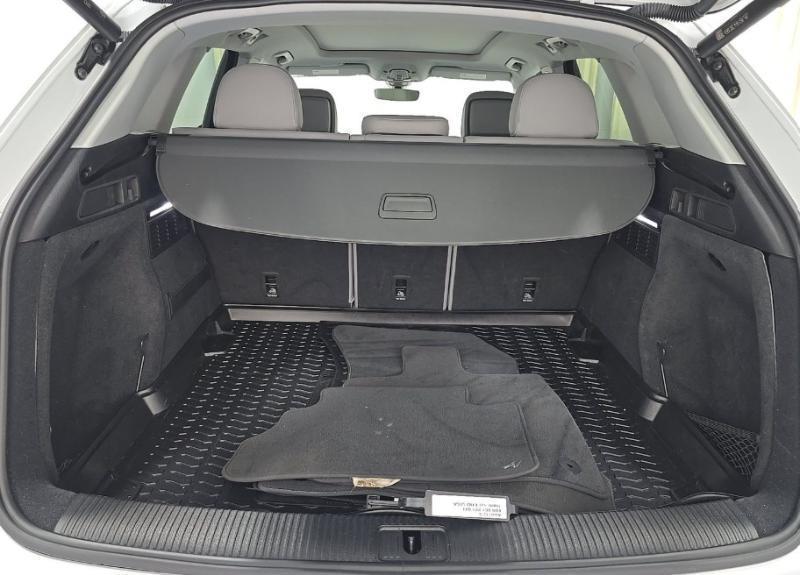 Audi Q5 2.0T Premium quattro 2023