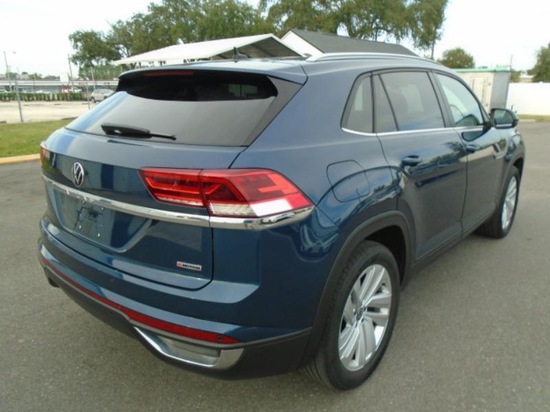 Volkswagen Atlas Cross Sport SE w/Technology 4MOTION 2022