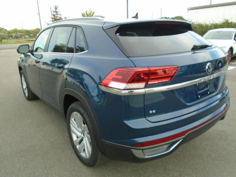 Volkswagen Atlas Cross Sport SE w/Technology 4MOTION 2022