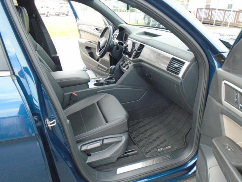 Volkswagen Atlas Cross Sport SE w/Technology 4MOTION 2022