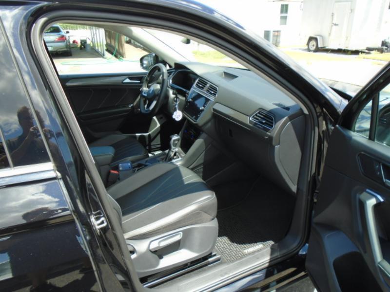 Volkswagen Tiguan SE 2024