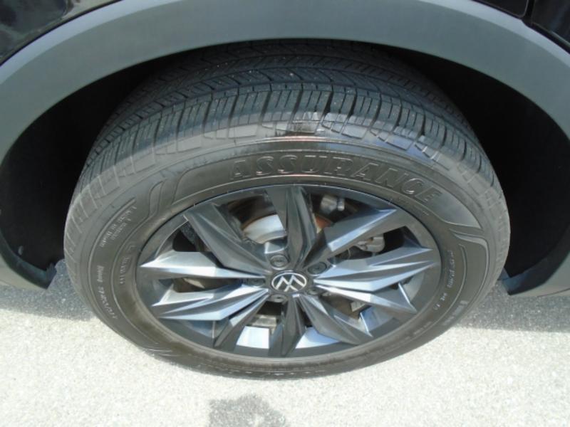 Volkswagen Tiguan SE 2024