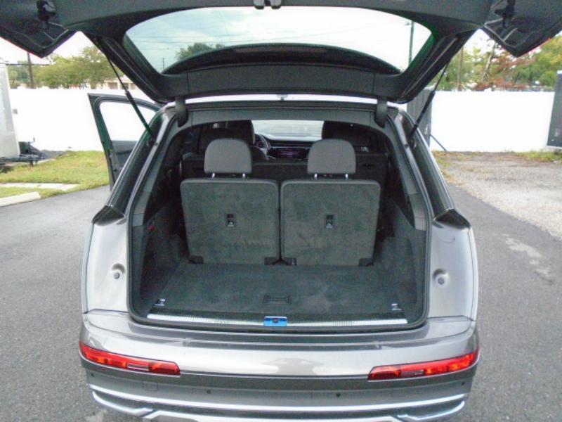 Audi Q7 Premium 45 TFSI quattro 2023