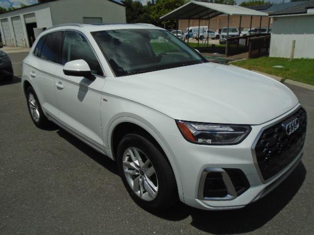 Audi Q5 2.0T Premium quattro 2023