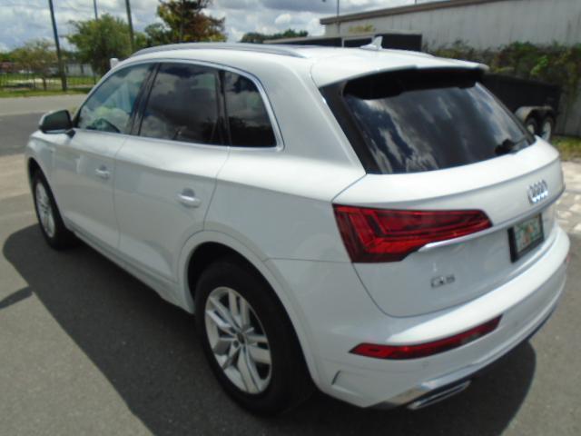 Audi Q5 2.0T Premium quattro 2023