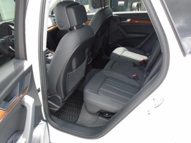 Audi Q5 2.0T Premium quattro 2023