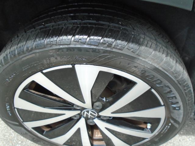Volkswagen Taos Comfortline 2023
