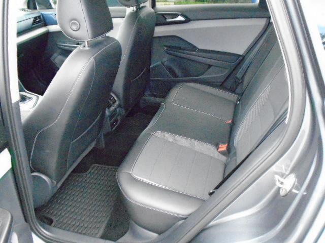 Volkswagen Taos Comfortline 2023