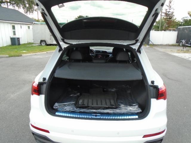 Audi Q3 S line Premium quattro 2024