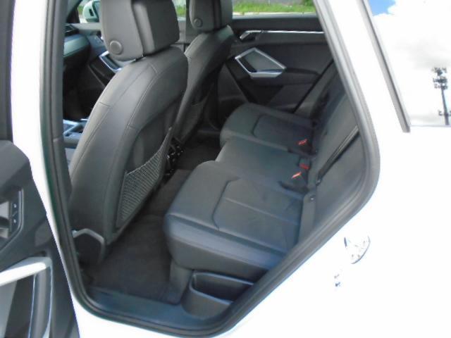 Audi Q3 S line Premium quattro 2024
