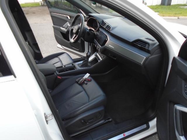 Audi Q3 S line Premium quattro 2024