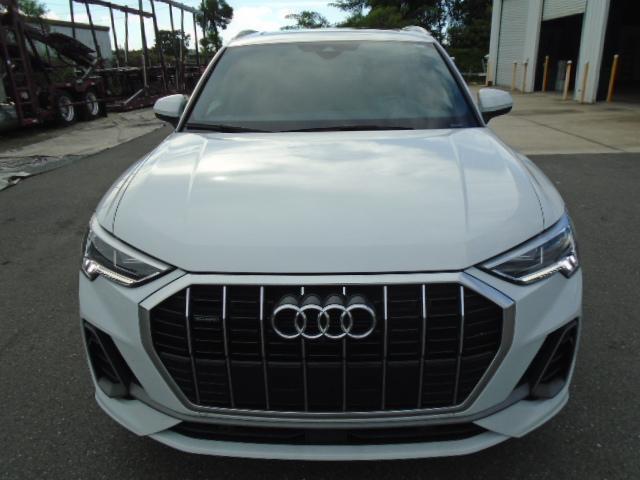 Audi Q3 S line Premium Plus quattro 2023