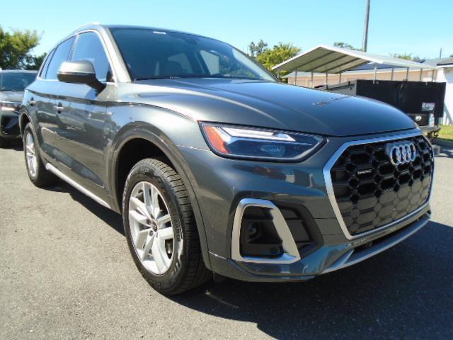 Audi Q5 2.0T Premium quattro 2023