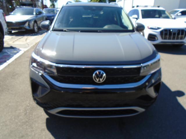 Volkswagen Taos Comfortline 2023