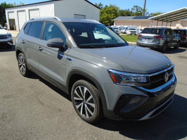 Volkswagen Taos Comfortline 2023