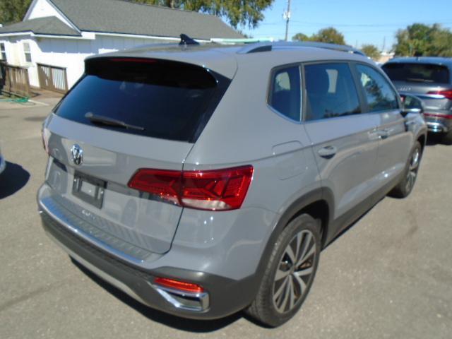 Volkswagen Taos Comfortline 2023