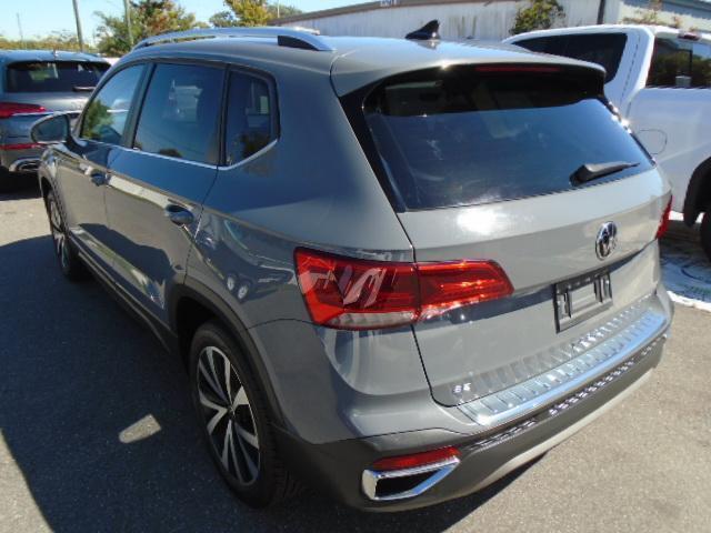 Volkswagen Taos Comfortline 2023