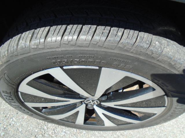 Volkswagen Taos Comfortline 2023