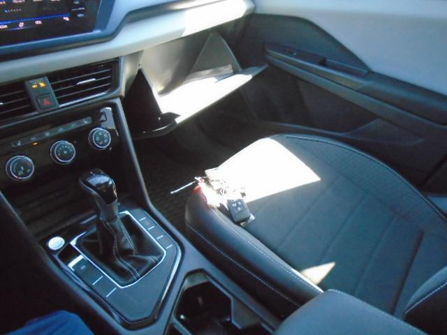 Volkswagen Taos Comfortline 2023