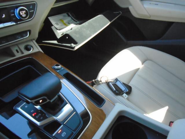 Audi Q5 2.0T Premium quattro 2023