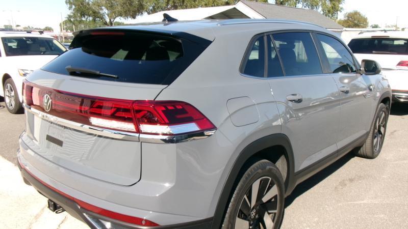 Volkswagen Atlas Cross Sport SE w/Technology 2024
