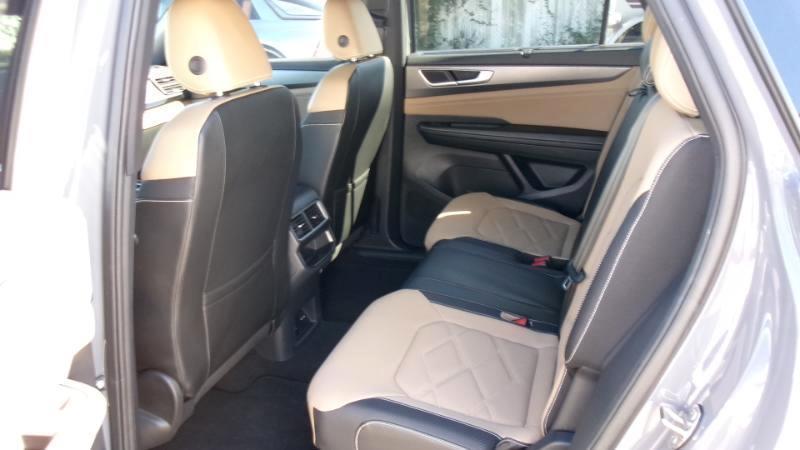 Volkswagen Atlas Cross Sport SE w/Technology 2024