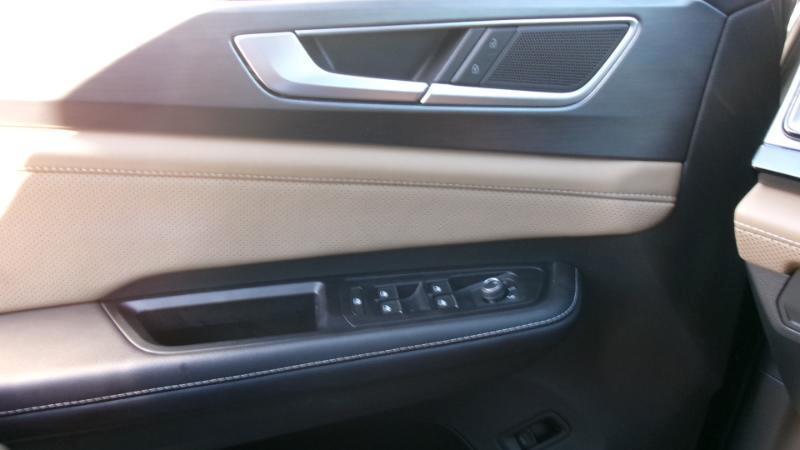 Volkswagen Atlas Cross Sport SE w/Technology 2024