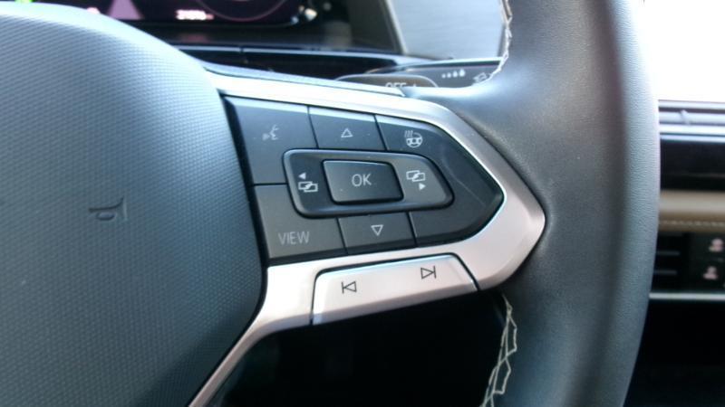 Volkswagen Atlas Cross Sport SE w/Technology 2024