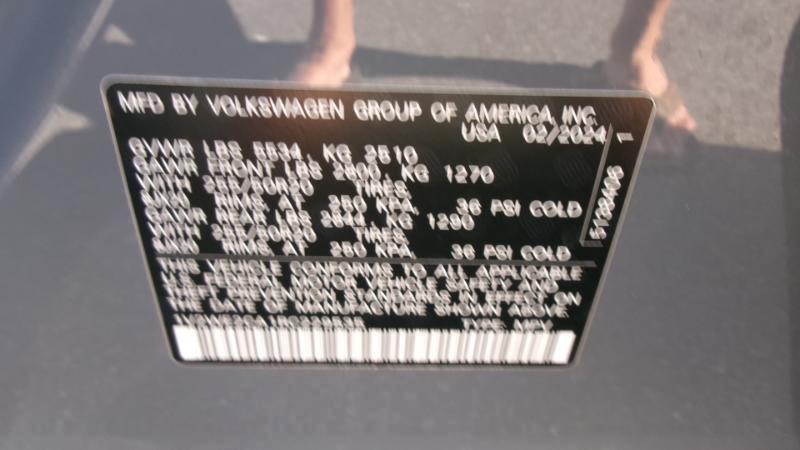Volkswagen Atlas Cross Sport SE w/Technology 2024