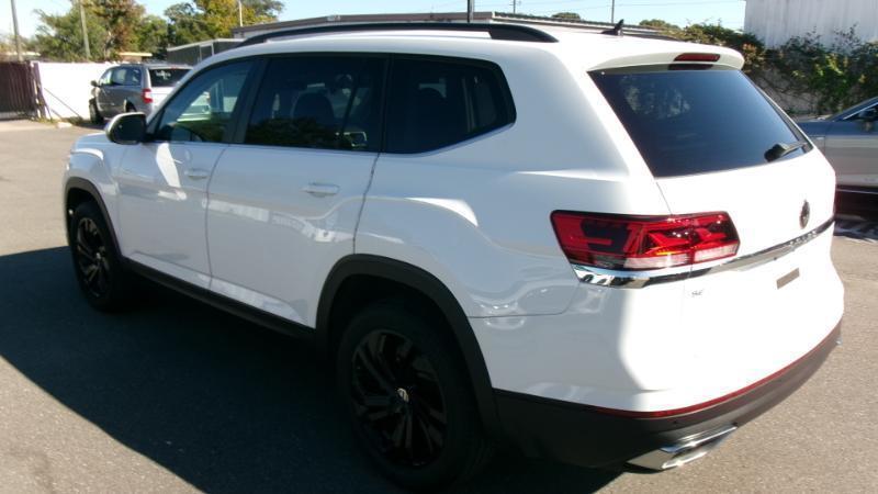 Volkswagen Atlas SE w/Technology 2023