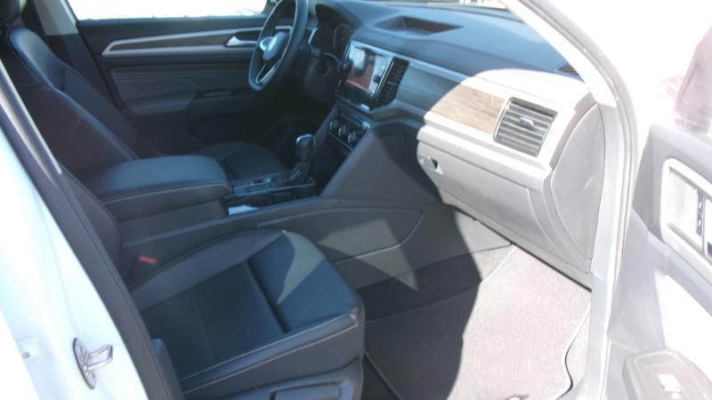Volkswagen Atlas SE w/Technology 2023