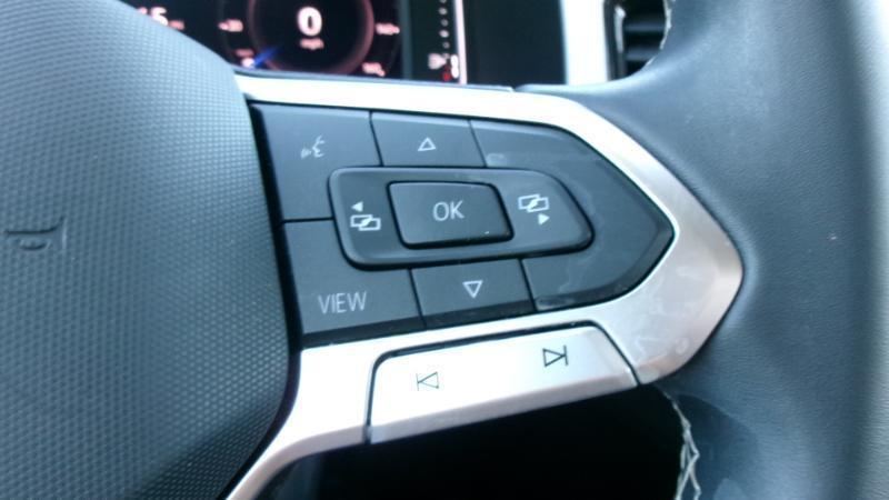 Volkswagen Atlas SE w/Technology 2023