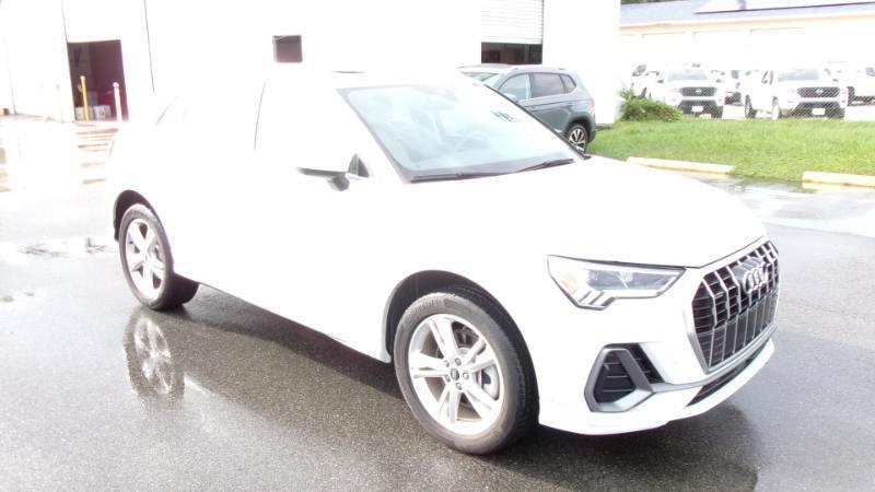 Audi Q3 S line Premium quattro 2023