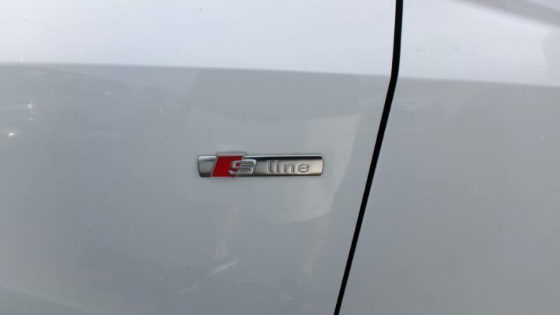 Audi Q3 S line Premium quattro 2023