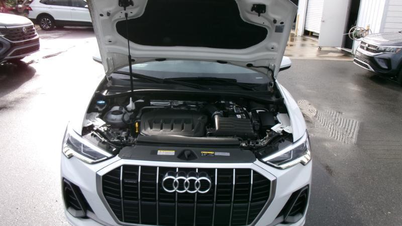 Audi Q3 S line Premium quattro 2023