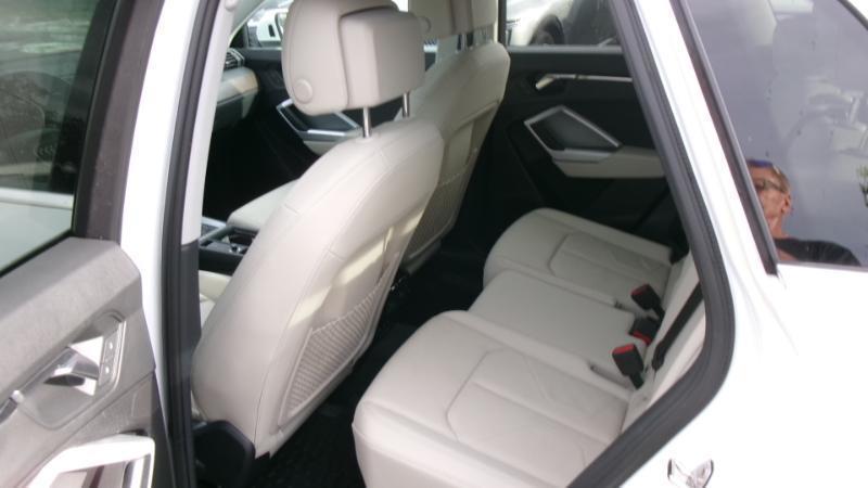 Audi Q3 S line Premium quattro 2023