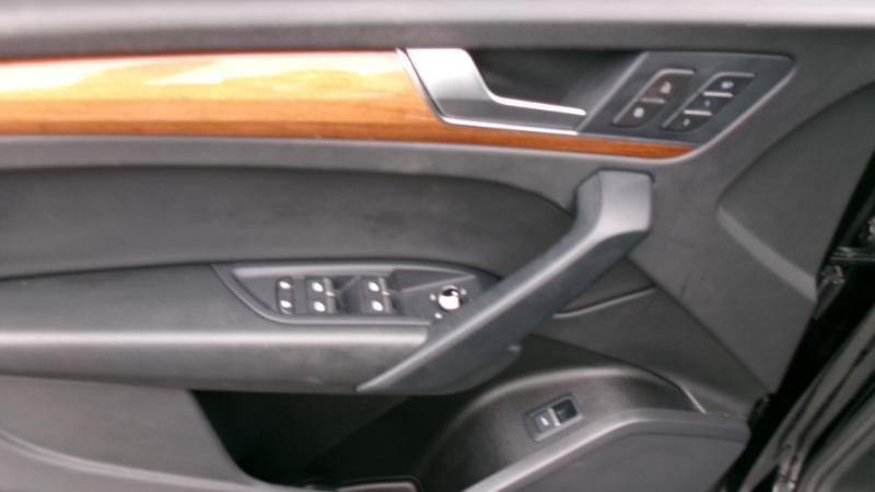 Audi Q5 2.0T Premium quattro 2023